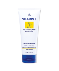 Sua-rua-mat-duong-am-Vitamin-E-Moisturizing-Facial-Wash-Thai-Lan-4410.jpg